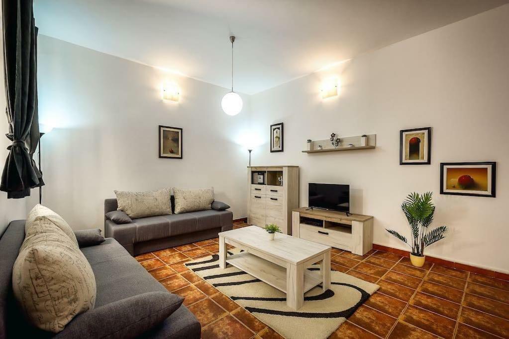 Old Town Experience Apartment โกตอร์ ภายนอก รูปภาพ