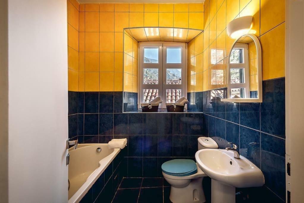 Old Town Experience Apartment โกตอร์ ภายนอก รูปภาพ